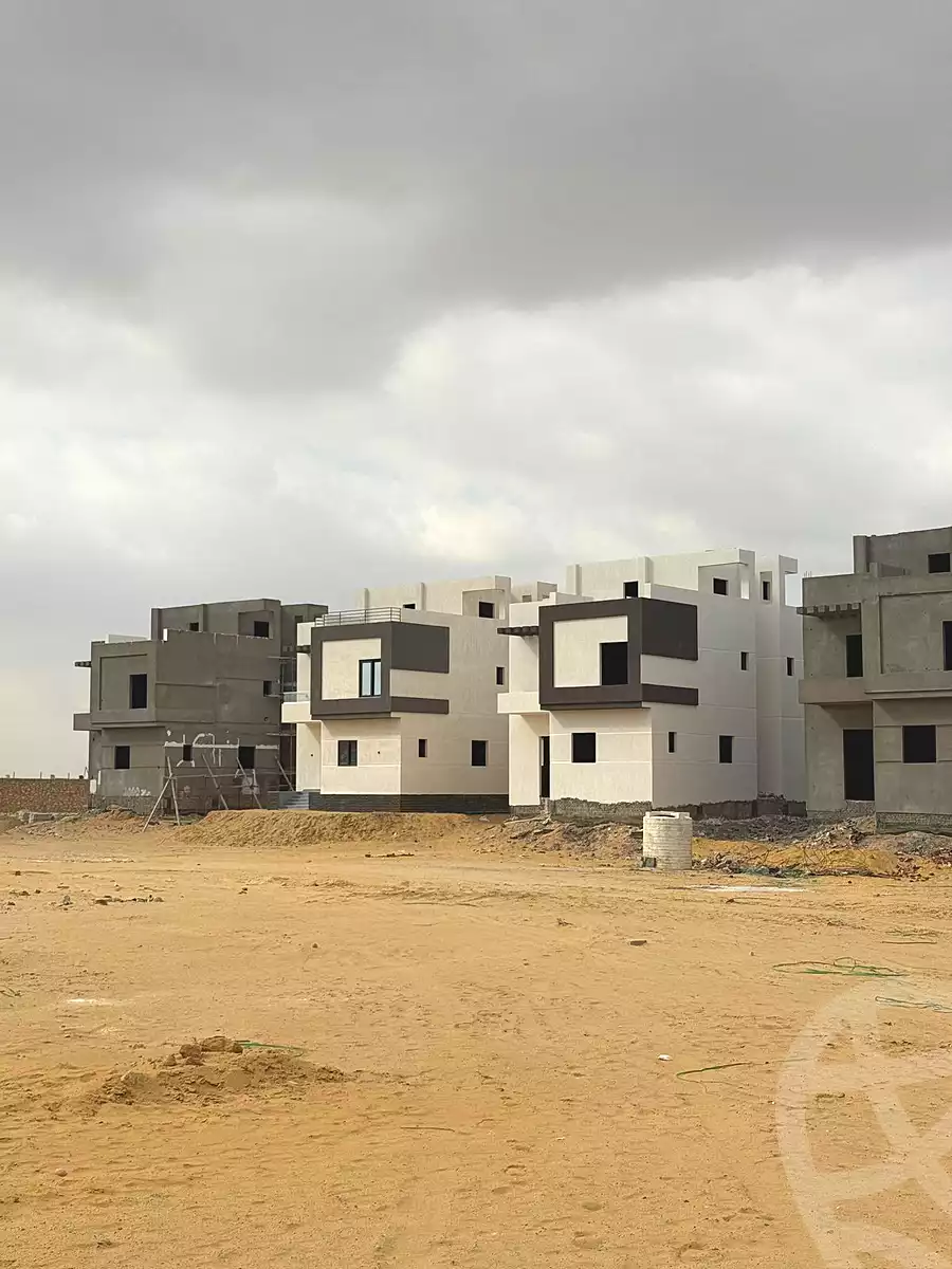 https://aqarmap.com.eg/en/listing/6954803-for-sale-cairo-el-sheikh-zayed-city-green-revolution