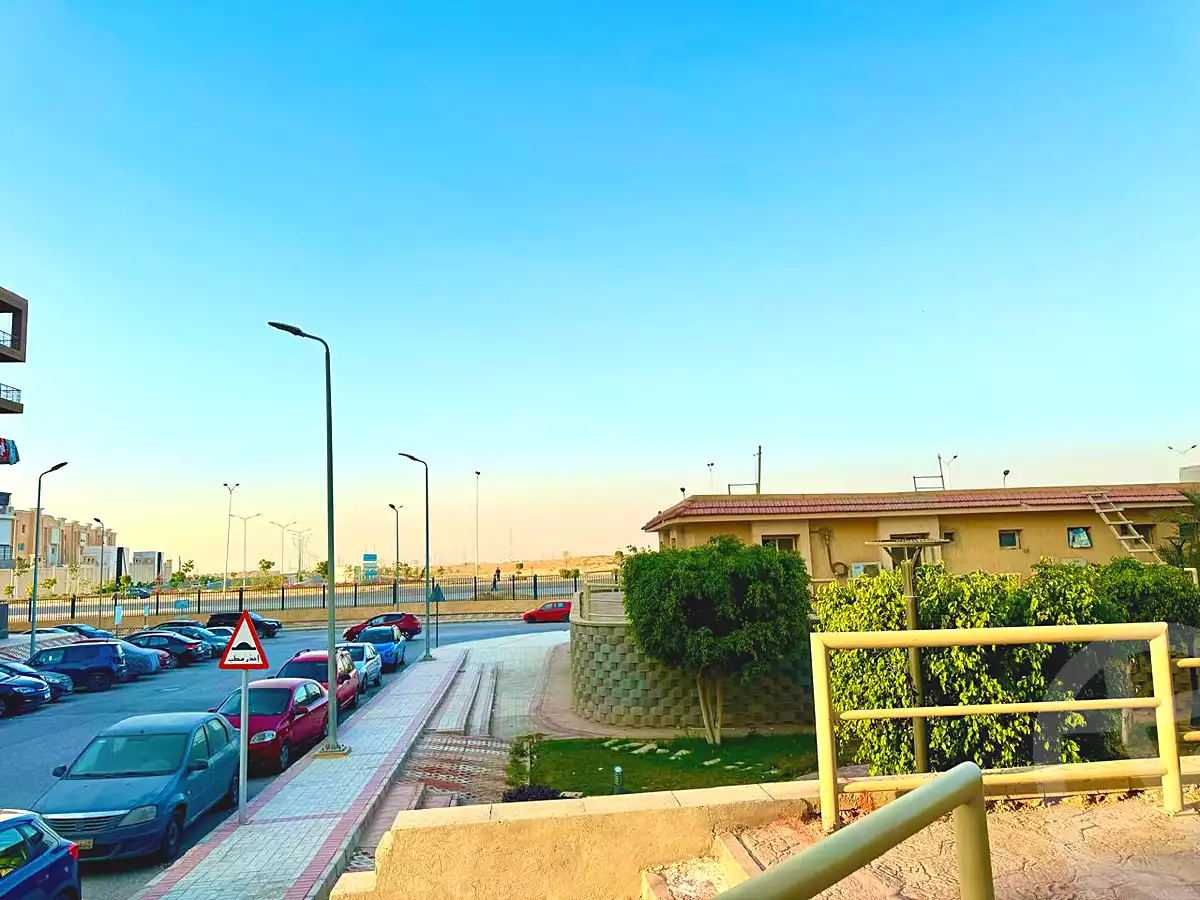 https://aqarmap.com.eg/ar/listing/6954980-for-sale-cairo-new-cairo-compounds-dar-misr-el-koronfel