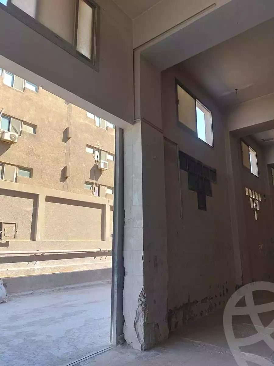 https://aqarmap.com.eg/ar/listing/6955190-for-sale-cairo-6th-of-october-el-mantqa-el-snaaaya-industrial-zone-1