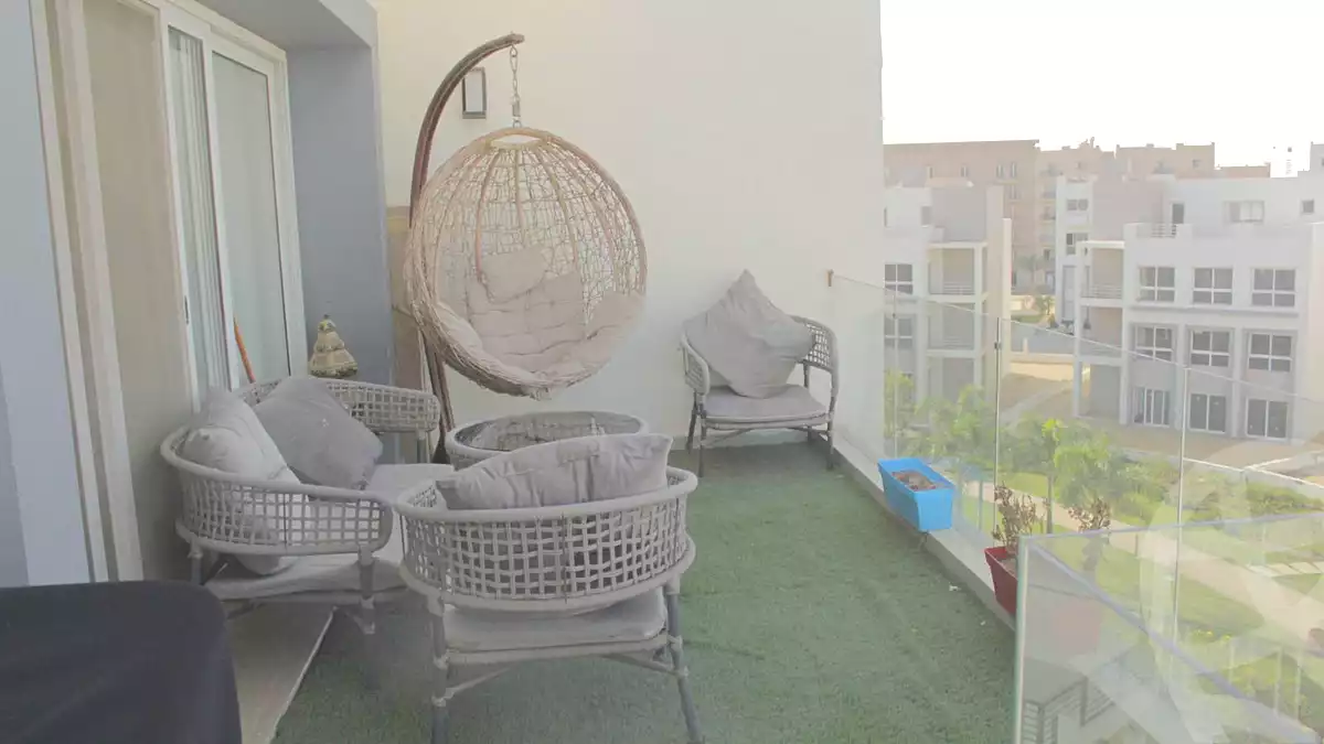 https://aqarmap.com.eg/en/listing/6955238-for-sale-cairo-new-cairo-compounds-hyde-park-business-district