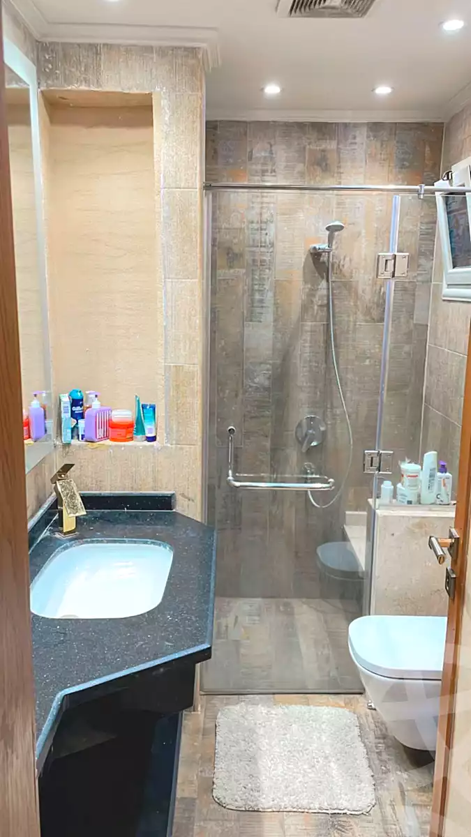 https://aqarmap.com.eg/ar/listing/6955280-for-sale-cairo-new-cairo-compounds-la-nouva-vista