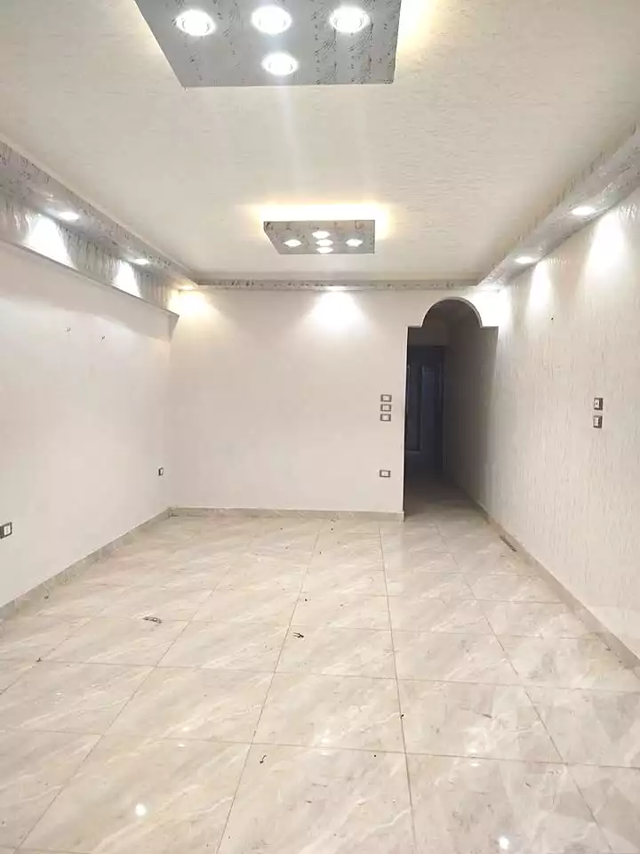 https://aqarmap.com.eg/ar/listing/6955571-for-sale-alexandria-al-agamy-el-hanouvel-el-salam-st