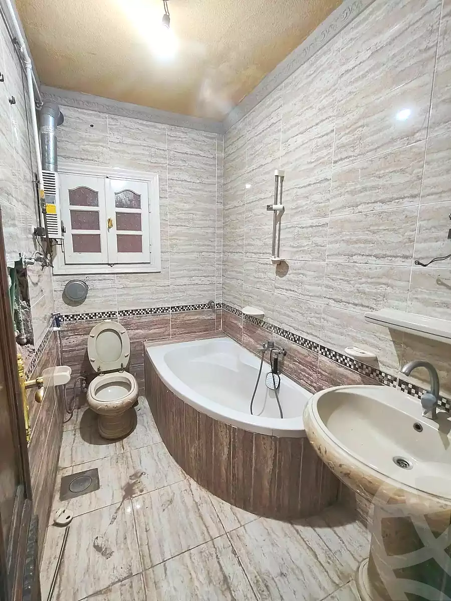 https://aqarmap.com.eg/en/listing/6955701-for-sale-alexandria-miami-shr-jml-bd-lnsr