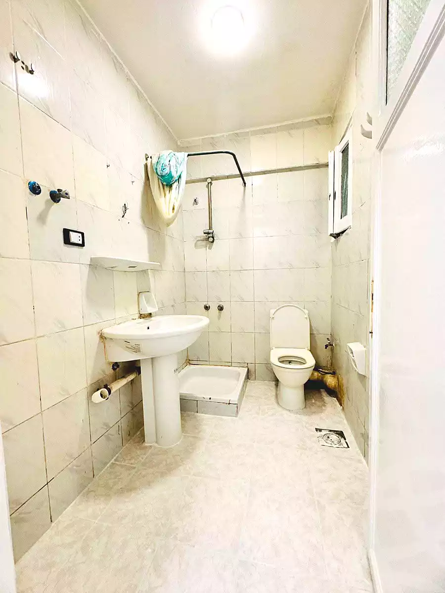 https://aqarmap.com.eg/en/listing/6956154-for-sale-alexandria-al-agamy-shataa-el-nakheel