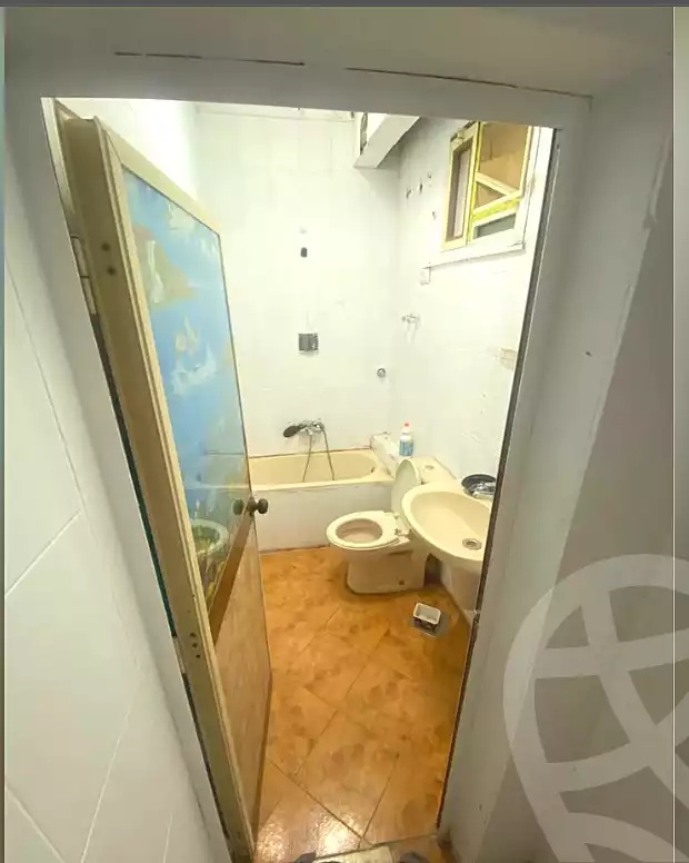 https://aqarmap.com.eg/ar/listing/6956290-for-rent-alexandria-ganaklis