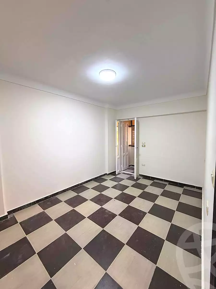 https://aqarmap.com.eg/ar/listing/6956363-for-rent-alexandria-sydy-bshr-sydy-bshr-bhry-shr-mhmd-njyb