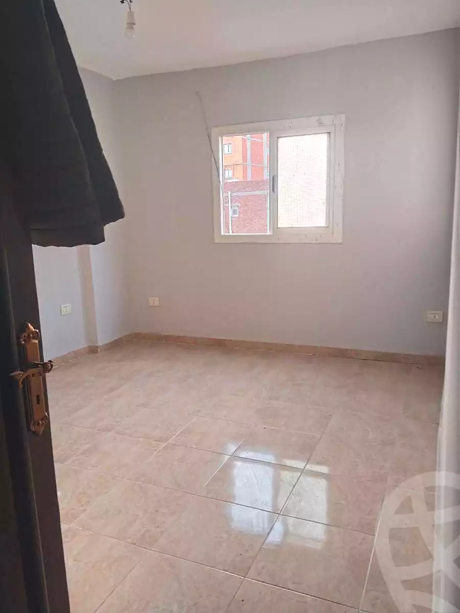 https://aqarmap.com.eg/ar/listing/6956429-for-sale-alexandria-al-agamy-lbytsh-abou-dib-st