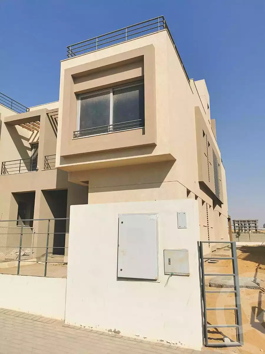 https://aqarmap.com.eg/en/listing/6956613-for-sale-cairo-new-cairo-compounds-blm-hylz-nyw-kyrw