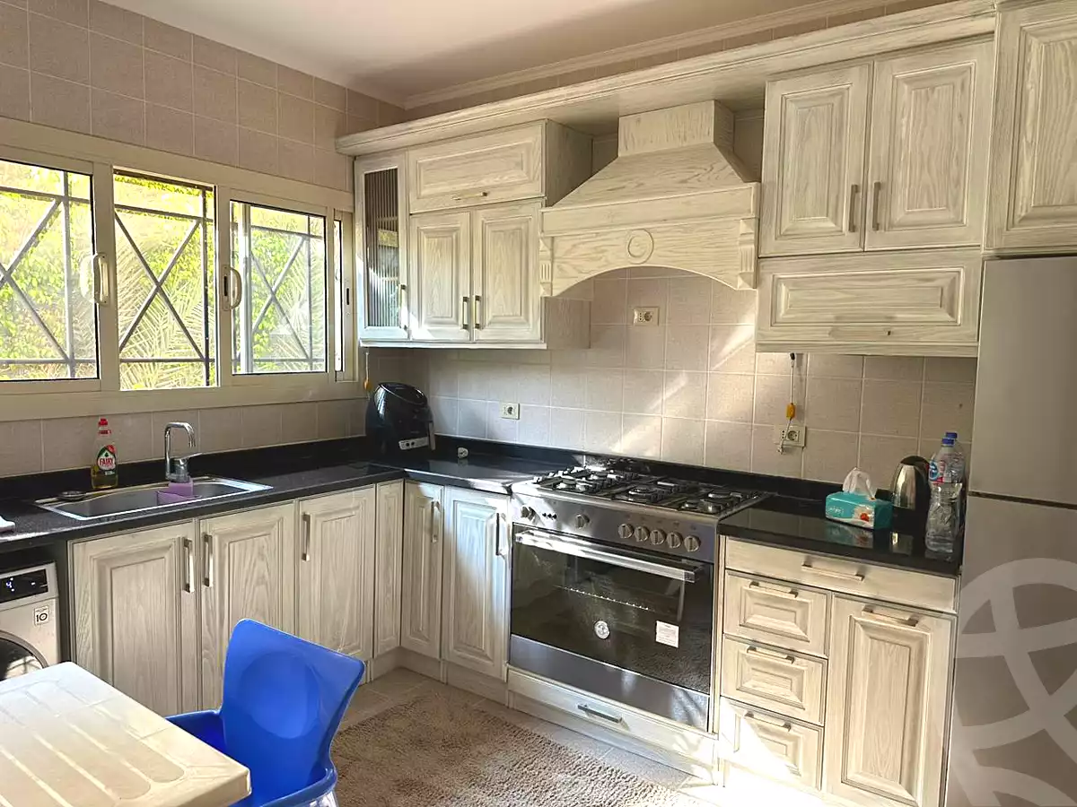 https://aqarmap.com.eg/en/listing/6956697-for-sale-cairo-el-sheikh-zayed-city-compounds-el-rabwa