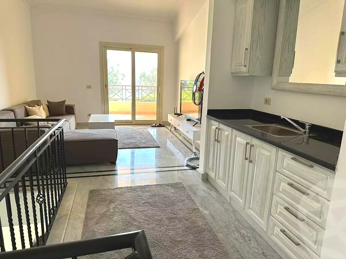 https://aqarmap.com.eg/en/listing/6956697-for-sale-cairo-el-sheikh-zayed-city-compounds-el-rabwa