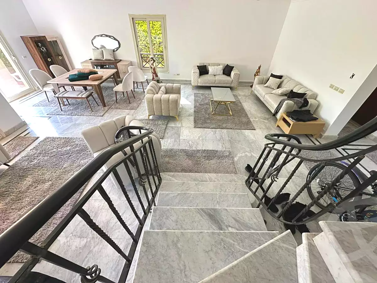 https://aqarmap.com.eg/en/listing/6956697-for-sale-cairo-el-sheikh-zayed-city-compounds-el-rabwa