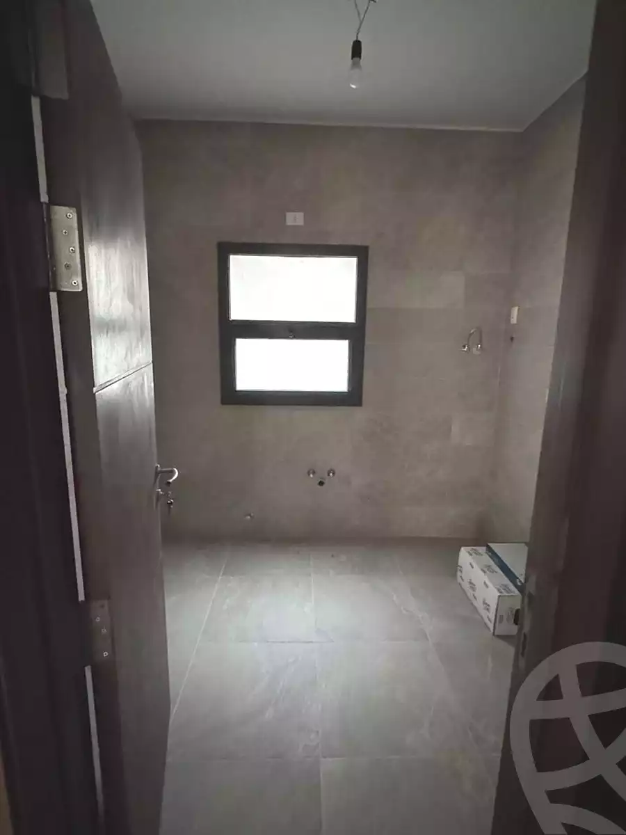 https://aqarmap.com.eg/en/listing/6956848-for-sale-cairo-new-cairo-compounds-fifth-square