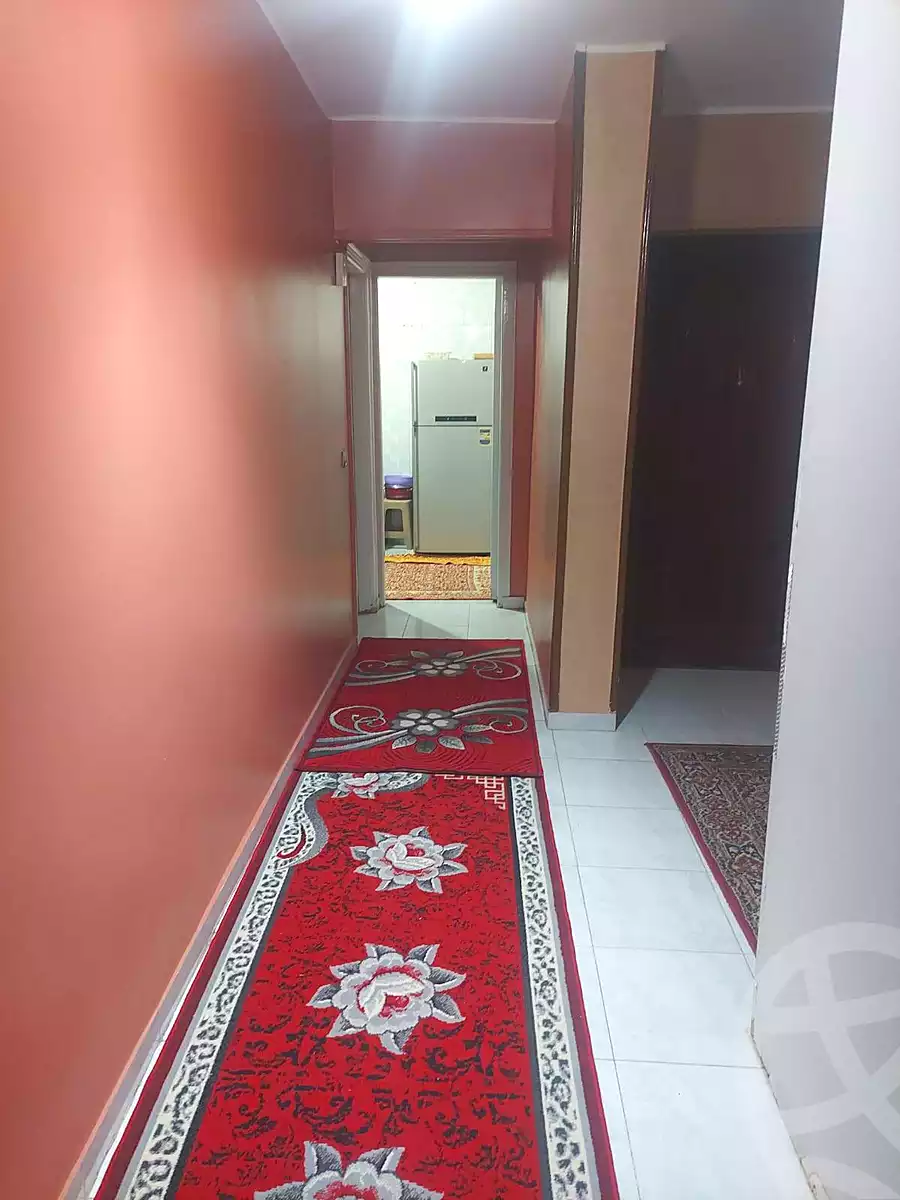 https://aqarmap.com.eg/ar/listing/6957043-for-sale-cairo-helwan-ahmed-enci-st