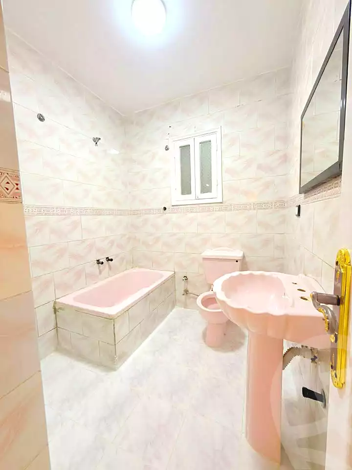 https://aqarmap.com.eg/en/listing/6957181-for-sale-alexandria-al-agamy-shataa-el-nakheel