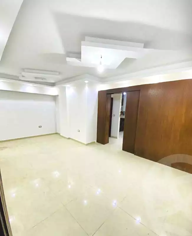 https://aqarmap.com.eg/ar/listing/6957235-for-sale-alexandria-el-mandara-alex-el-mandara-bahri-sidi-kamal-st