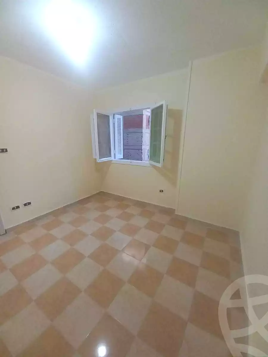 https://aqarmap.com.eg/en/listing/6957650-for-sale-alexandria-sydy-bshr-sydy-bshr-bhry-ali-hipa-st