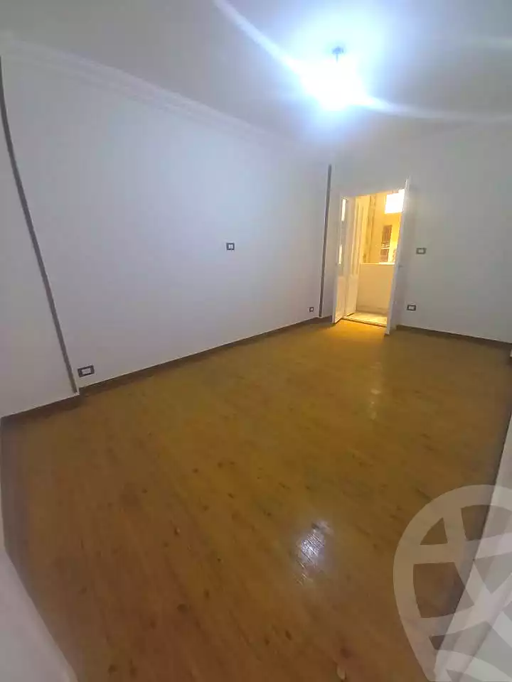 https://aqarmap.com.eg/ar/listing/6958237-for-sale-alexandria-el-mandara-shr-jml-bd-lnsr