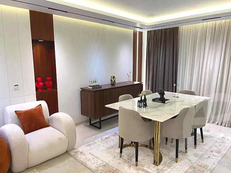 https://aqarmap.com.eg/en/listing/6958371-for-rent-cairo-new-cairo-compounds-hyde-park-business-district