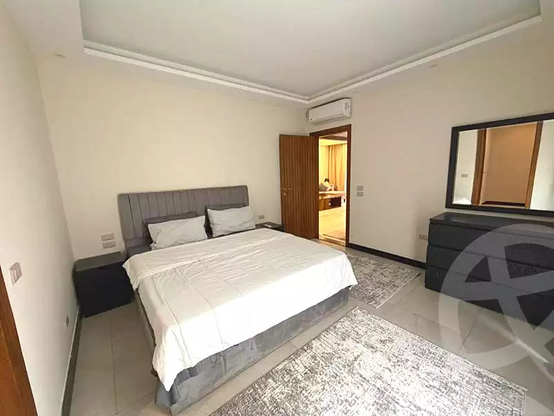 https://aqarmap.com.eg/en/listing/6958378-for-rent-cairo-new-cairo-compounds-lakeview-residence