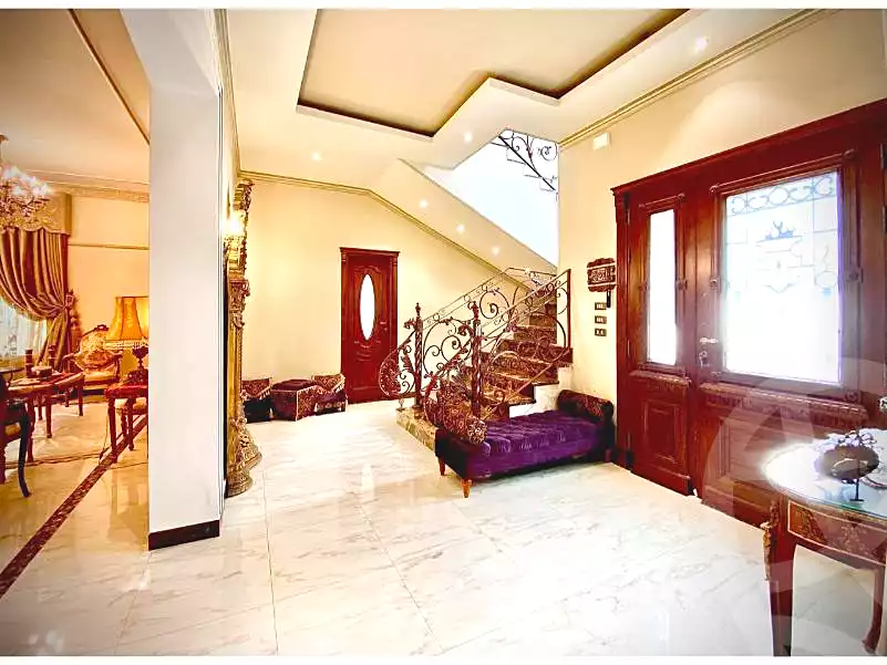 https://aqarmap.com.eg/en/listing/6958447-for-sale-cairo-new-cairo-compounds-hayati-residence