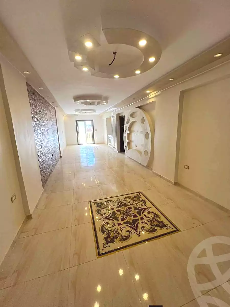 https://aqarmap.com.eg/ar/listing/6958786-for-sale-alexandria-al-agamy-lbytsh-bianchiii