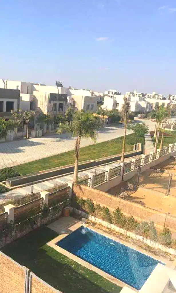 فيلا بـ٤ غرف نوم في أتريو، صورة ٨ من ١٤