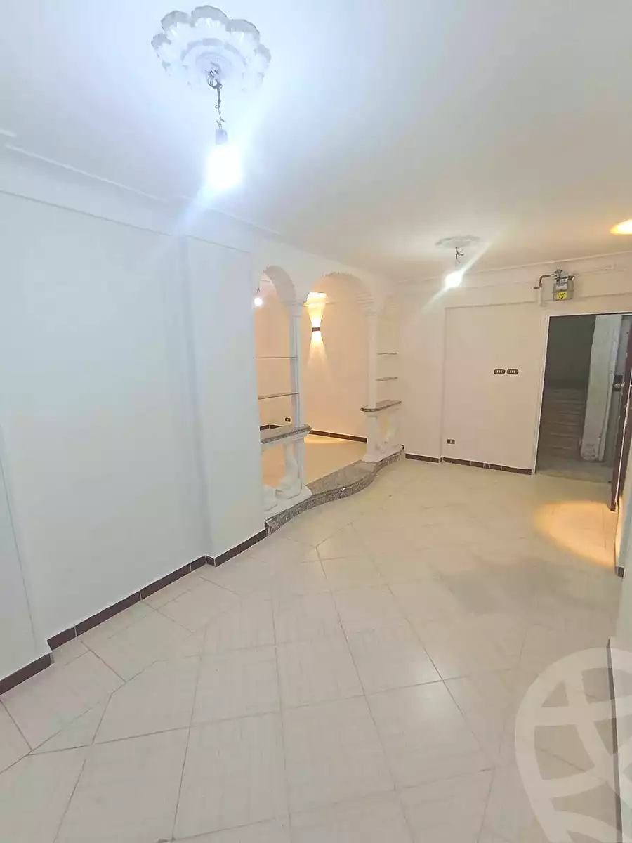 https://aqarmap.com.eg/ar/listing/6958966-for-sale-alexandria-lsywf-el-falki