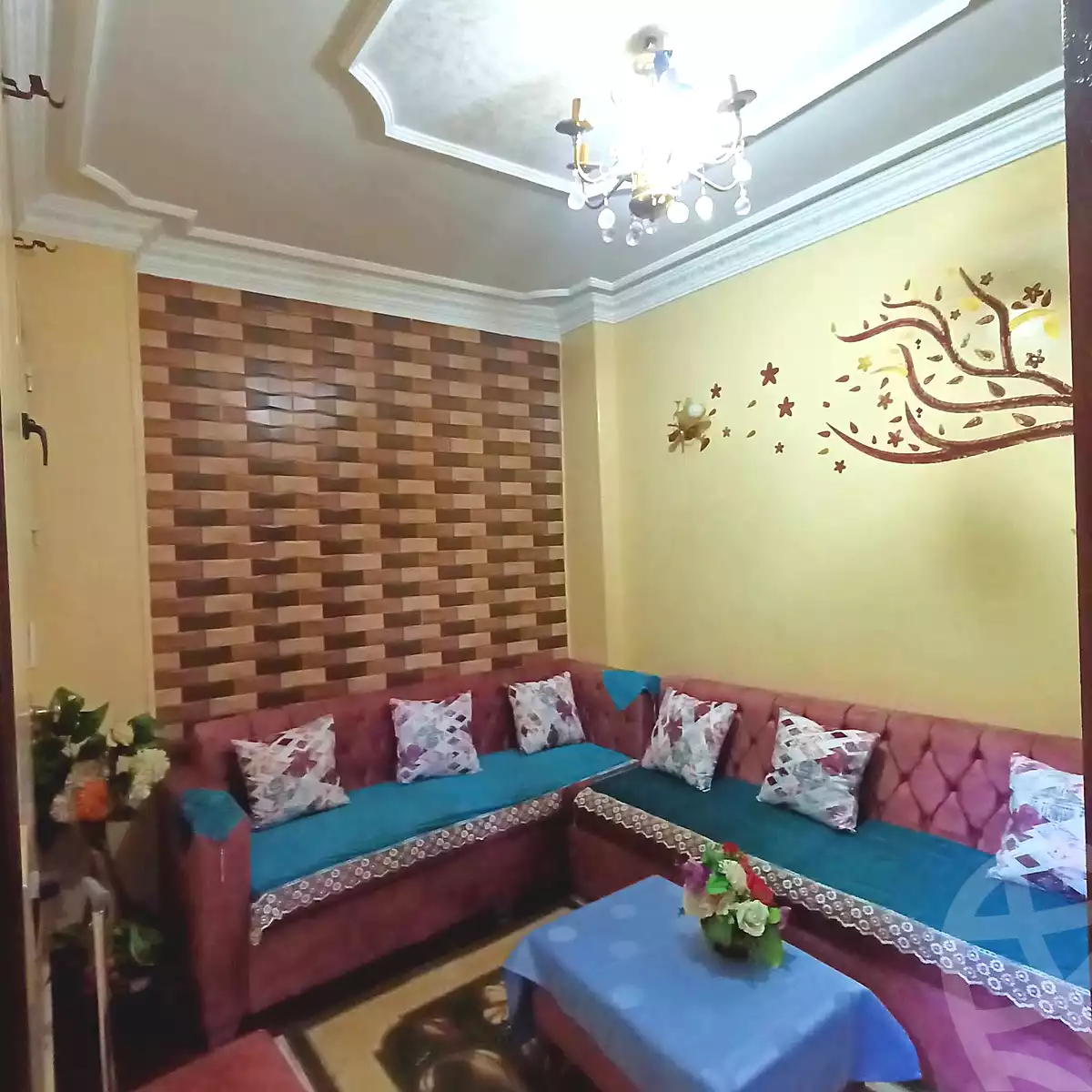 https://aqarmap.com.eg/en/listing/6959134-for-rent-cairo-ain-shams-ahmed-esmat-st
