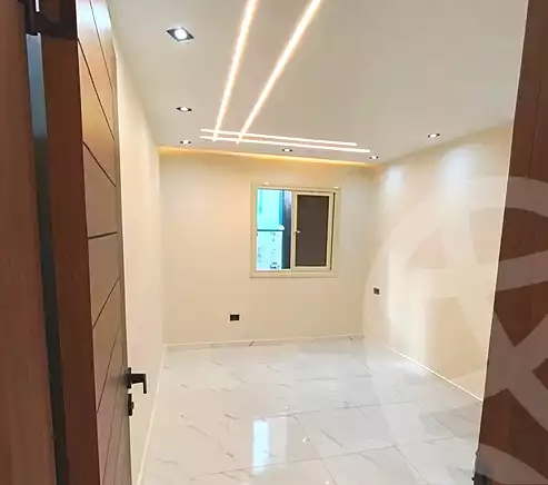 https://aqarmap.com.eg/en/listing/6959433-for-sale-alexandria-camp-cesar