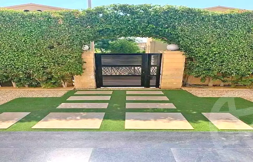 https://aqarmap.com.eg/en/listing/6959613-for-sale-cairo-new-cairo-compounds-sarai-esse-residence-sarai