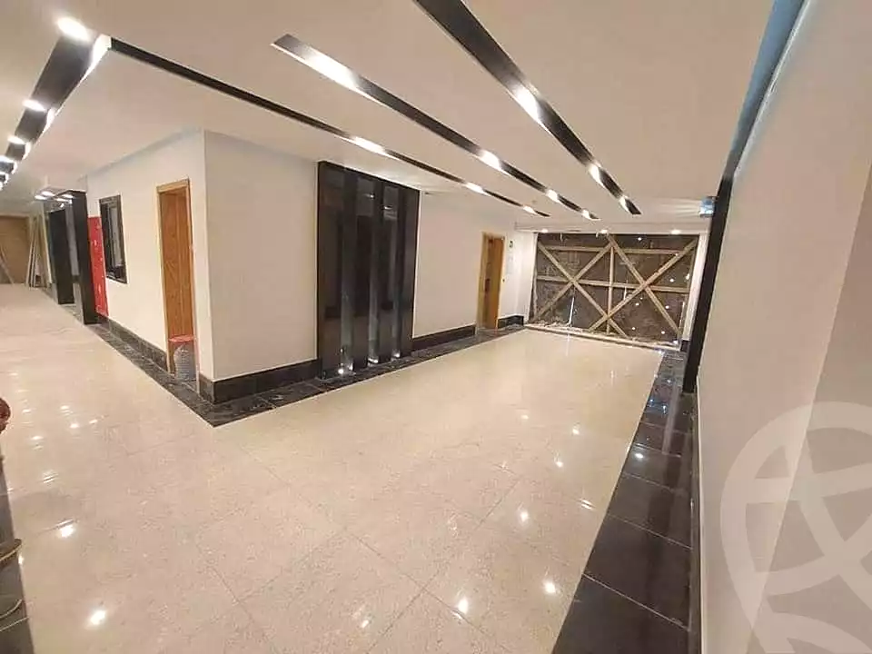 https://aqarmap.com.eg/ar/listing/6959657-for-sale-cairo-new-administrative-capital-r7-midtown-condo