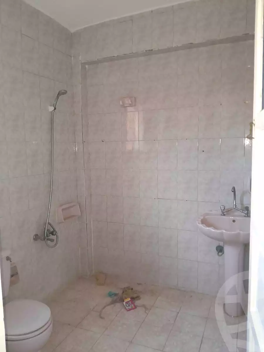 https://aqarmap.com.eg/en/listing/6959947-for-sale-alexandria-al-agamy-el-hanouvel-el-salam-st