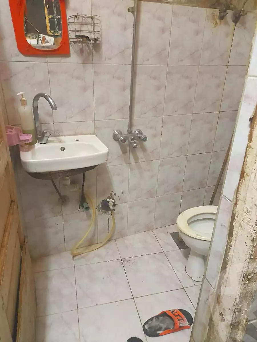 https://aqarmap.com.eg/ar/listing/6960500-for-sale-cairo-shoubra-el-mzalat-tafteesh-al-rai-st