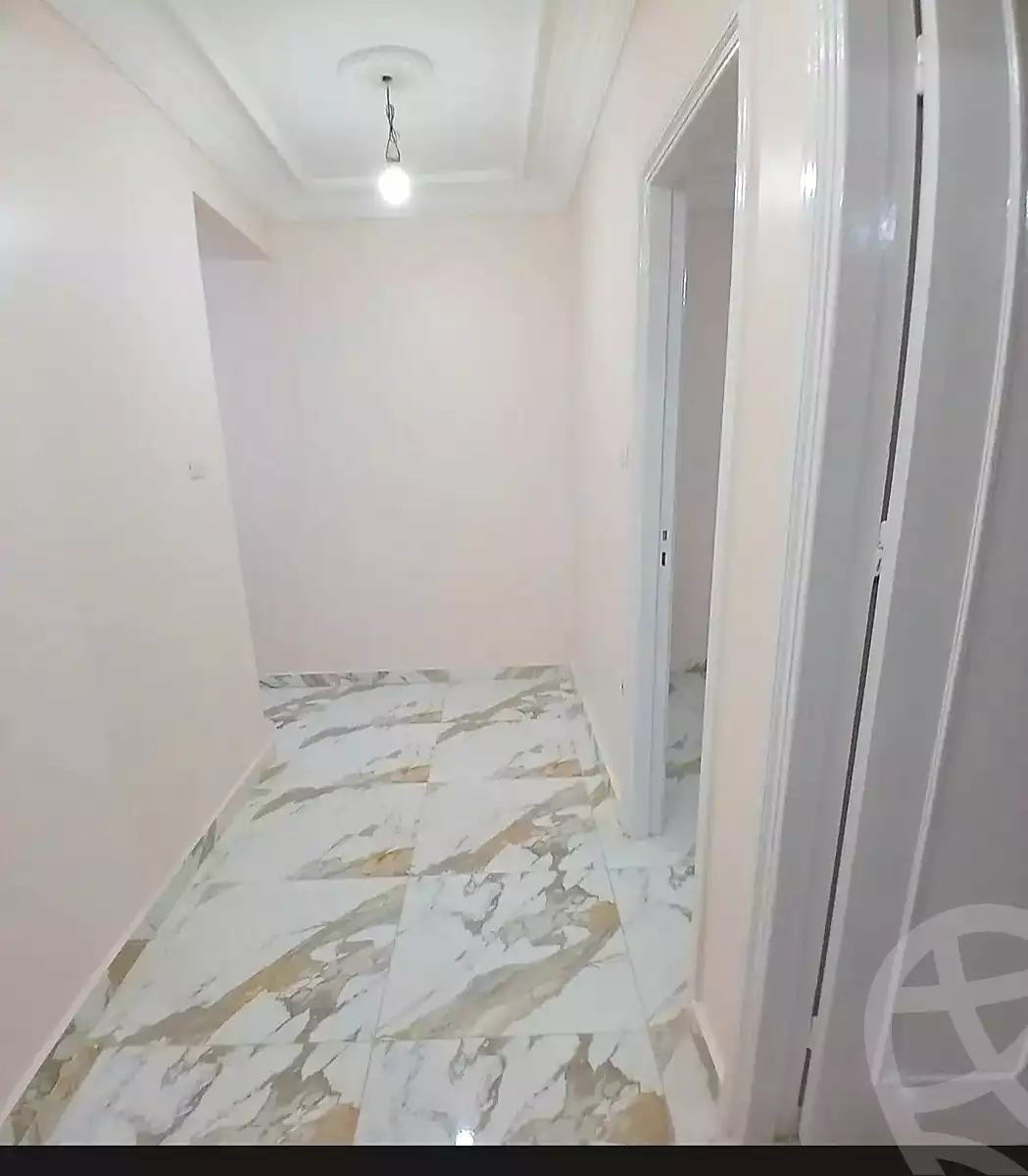 https://aqarmap.com.eg/ar/listing/6960742-for-sale-alexandria-miami-shr-jml-bd-lnsr