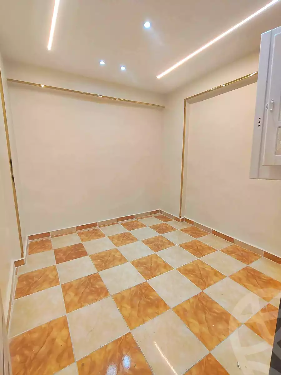 https://aqarmap.com.eg/ar/listing/6961099-for-sale-alexandria-sydy-bshr-sydy-bshr-bhry-shr-mhmwd-l-yswy