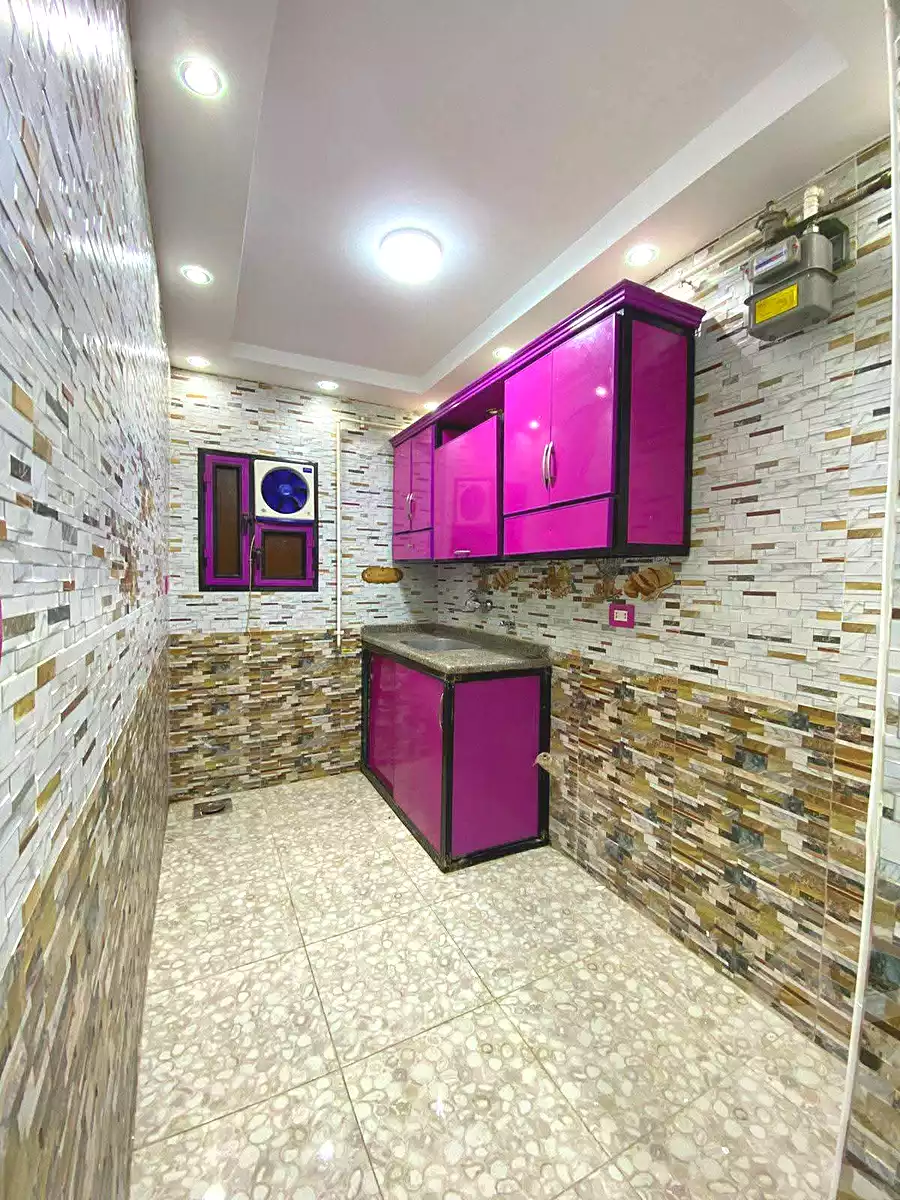 https://aqarmap.com.eg/ar/listing/6961100-for-sale-alexandria-al-agamy-lbytsh-al-kaada-st