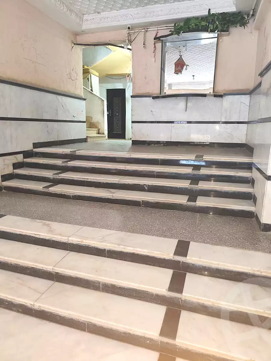 https://aqarmap.com.eg/ar/listing/6961102-for-sale-alexandria-al-agamy-el-hanouvel-radwan-st