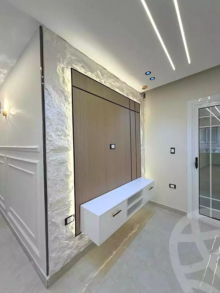 https://aqarmap.com.eg/ar/listing/6961437-for-sale-alexandria-al-agamy-lbytsh-el-reyad-st