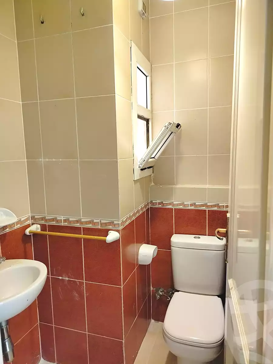 https://aqarmap.com.eg/ar/listing/6962280-for-rent-cairo-new-cairo-lrhb-city-mtdd-lrhb-phase-7