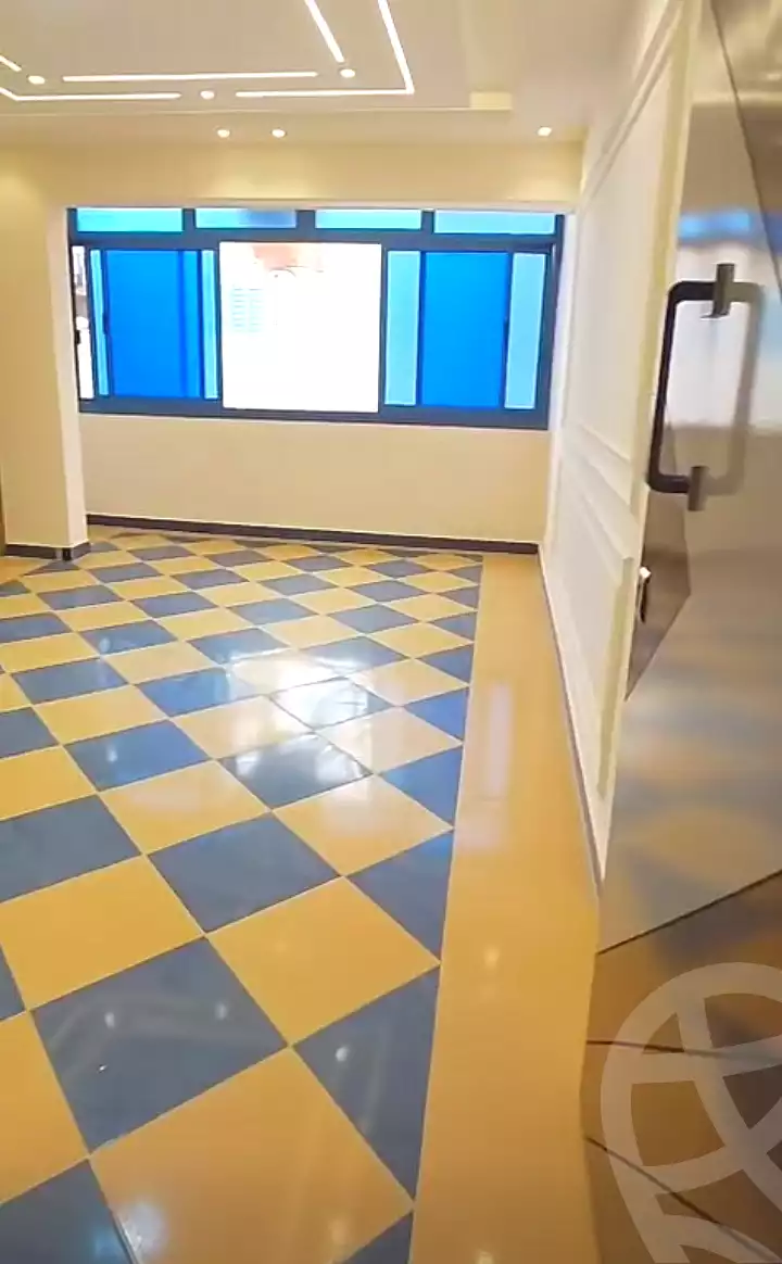 https://aqarmap.com.eg/ar/listing/6962445-for-sale-alexandria-el-asafra-l-sfr-bhry