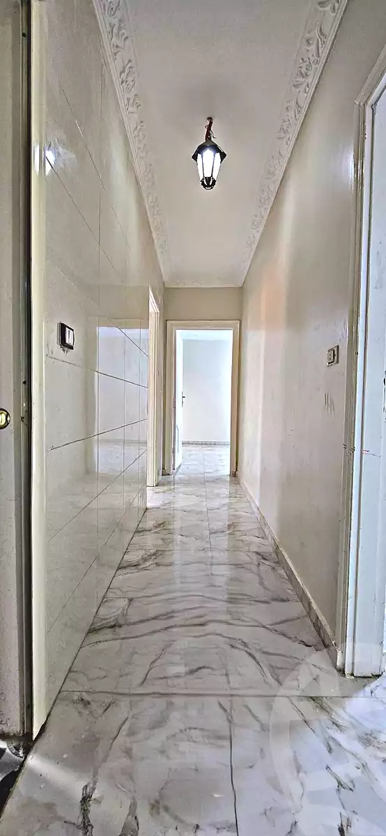 https://aqarmap.com.eg/en/listing/6962552-for-sale-cairo-helwan-helwan-el-sharkeya-mostafa-safwat-st