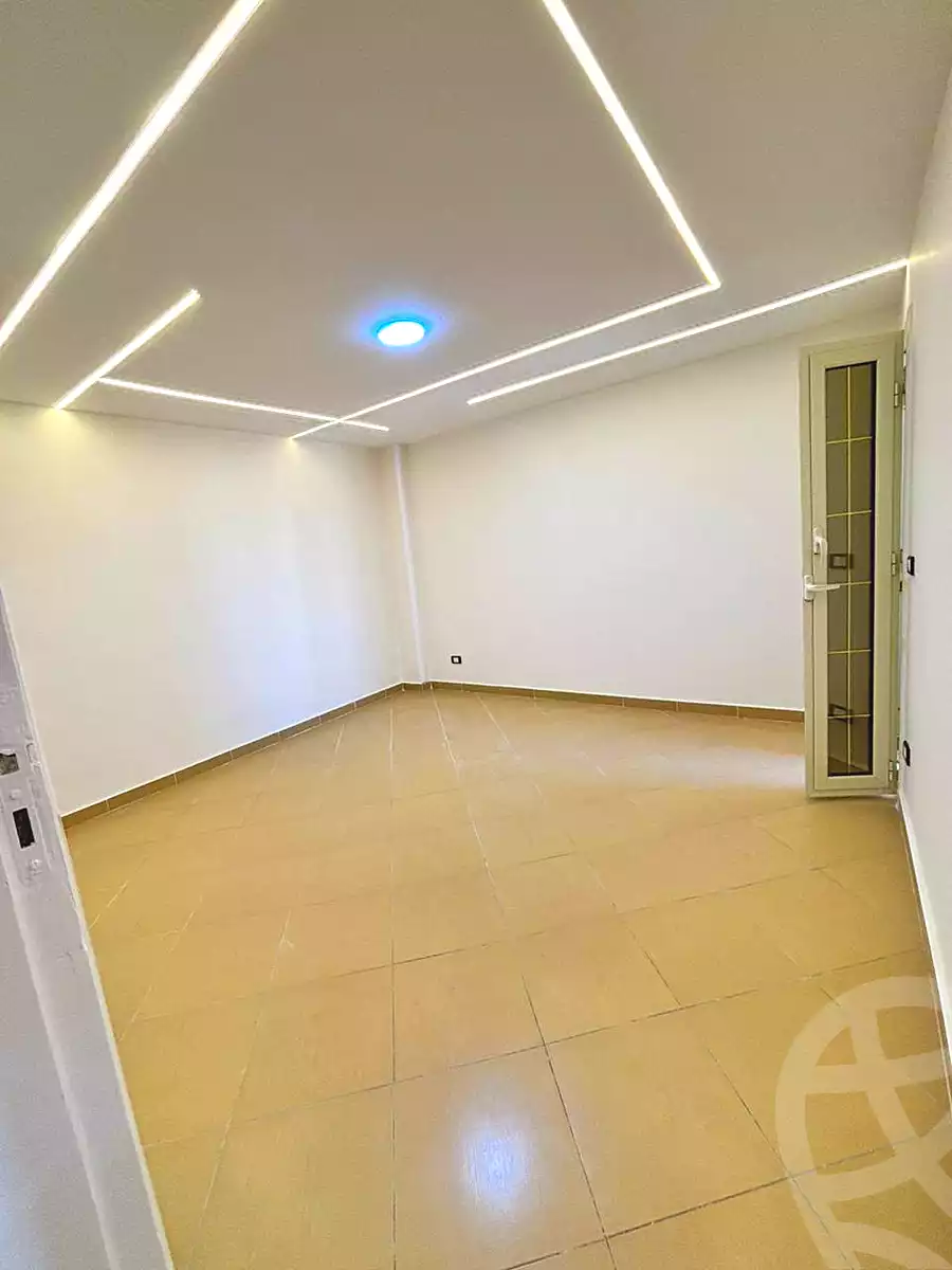 https://aqarmap.com.eg/en/listing/6963133-for-sale-alexandria-miami-el-gaish-rd-st
