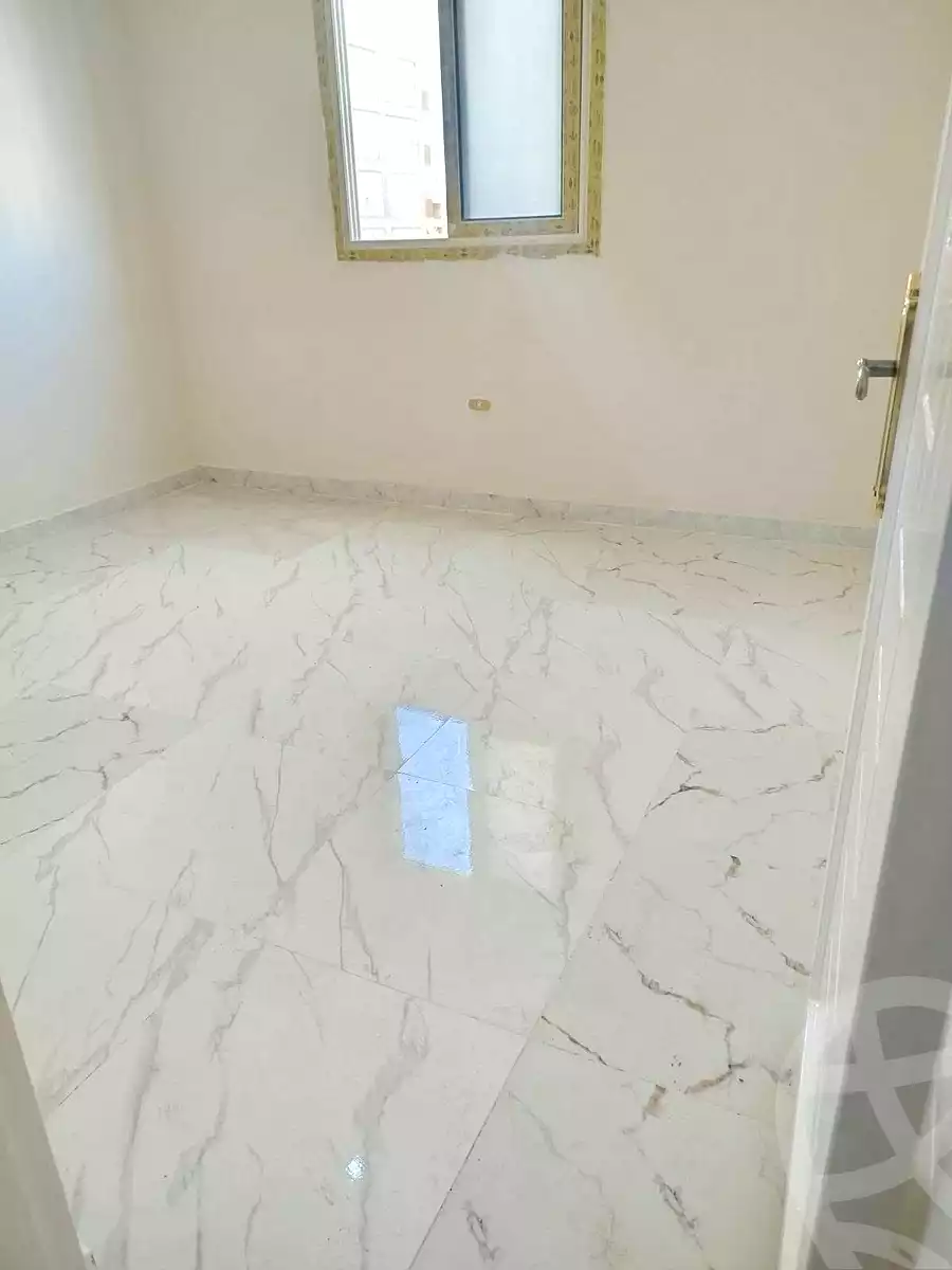 https://aqarmap.com.eg/ar/listing/6963444-for-sale-alexandria-al-agamy-bw-ywsf