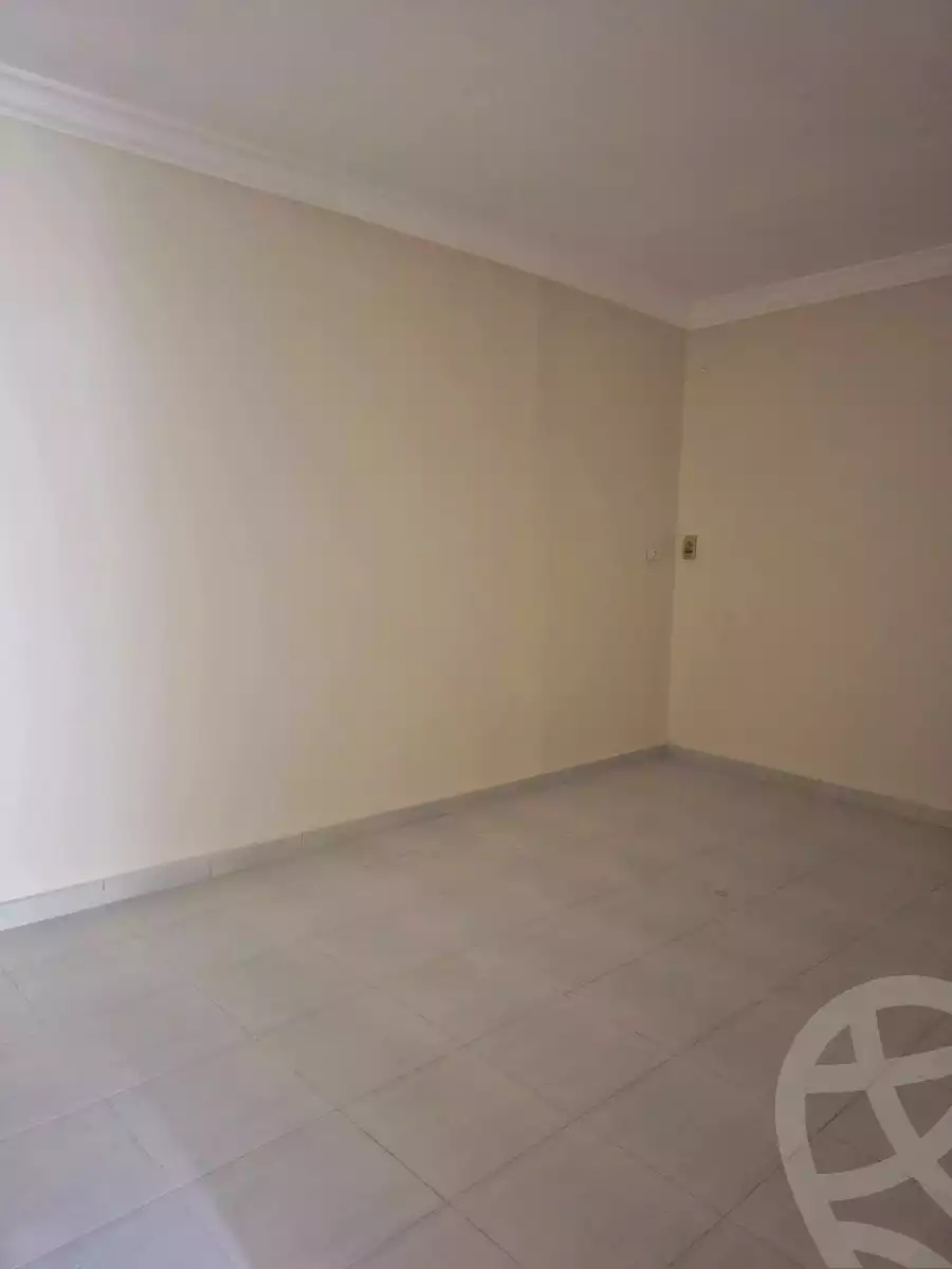 https://aqarmap.com.eg/ar/listing/6963533-for-sale-cairo-helwan-helwan-el-sharkeya-thabit-basha-st