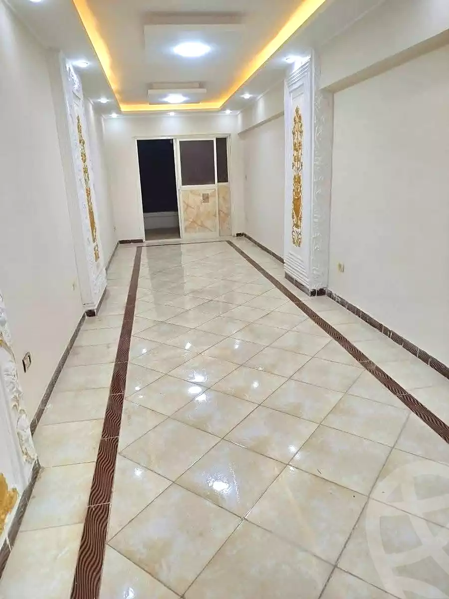 https://aqarmap.com.eg/en/listing/6963550-for-rent-alexandria-al-agamy-bw-ywsf