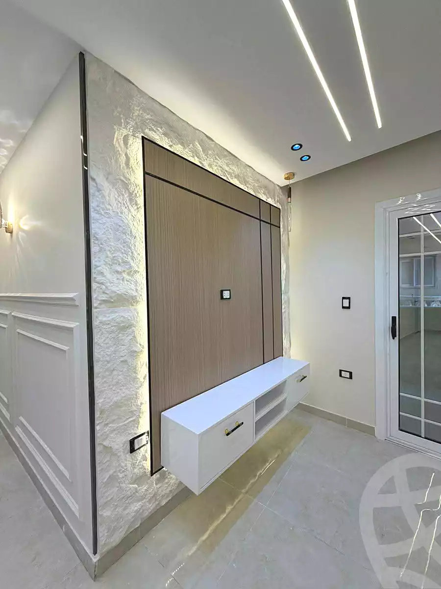 https://aqarmap.com.eg/ar/listing/6963818-for-sale-alexandria-al-agamy-lbytsh-el-reyad-st