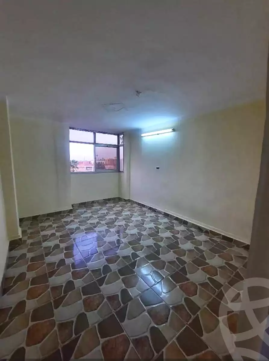 https://aqarmap.com.eg/en/listing/6963831-for-sale-cairo-15th-of-may-mjwr-6