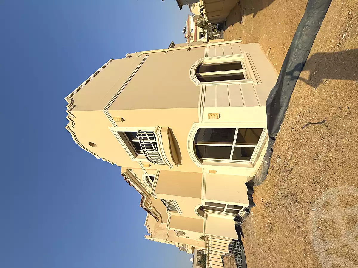 https://aqarmap.com.eg/ar/listing/6963947-for-sale-cairo-el-shorouk-compounds-el-patio-5-east