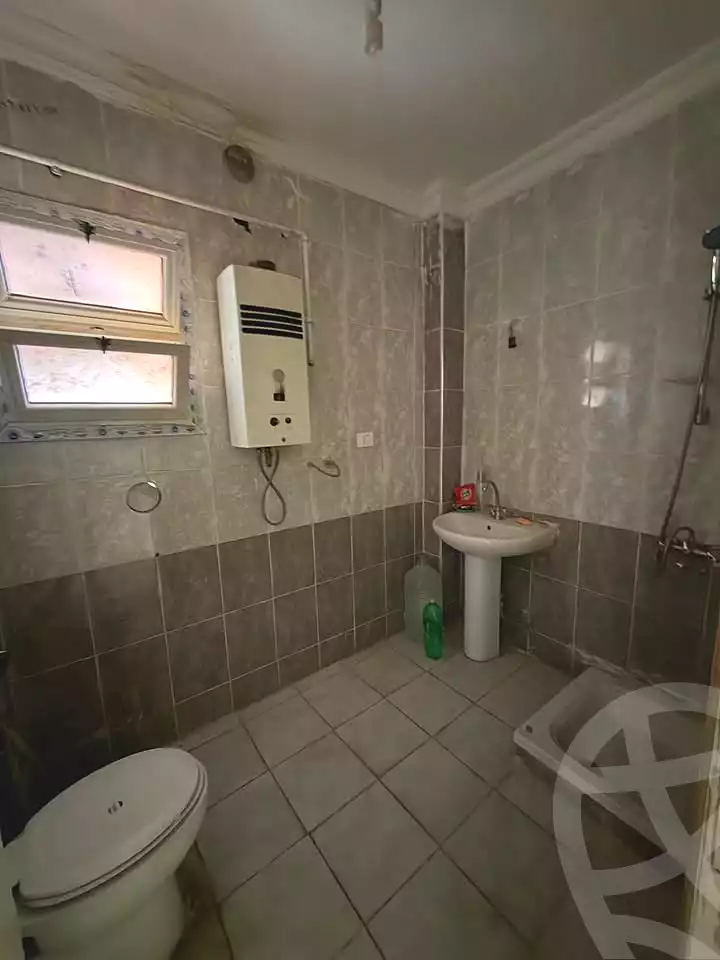 https://aqarmap.com.eg/ar/listing/6964436-for-rent-cairo-15th-of-may-manteqat-el-290-fadan