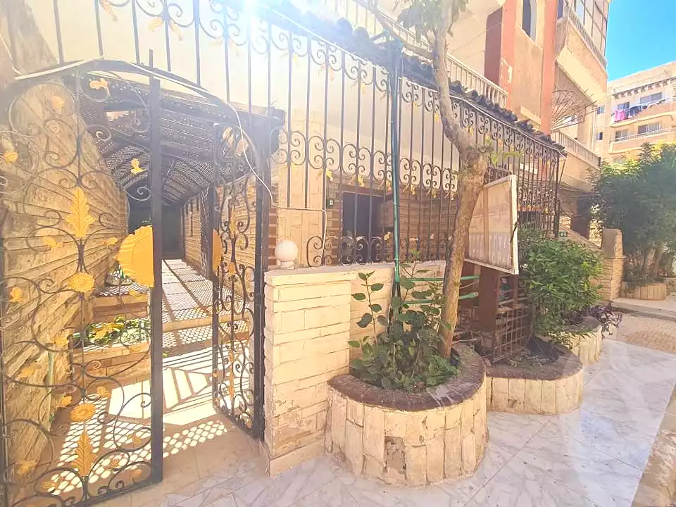 https://aqarmap.com.eg/ar/listing/6964598-for-sale-alexandria-al-agamy-shataa-el-nakheel